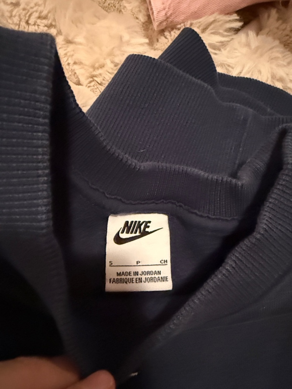 Nike Women’s Sportswear Phoenix Fleece Oversized Crew-Neck Sweatshirt - Picture 2 of 2